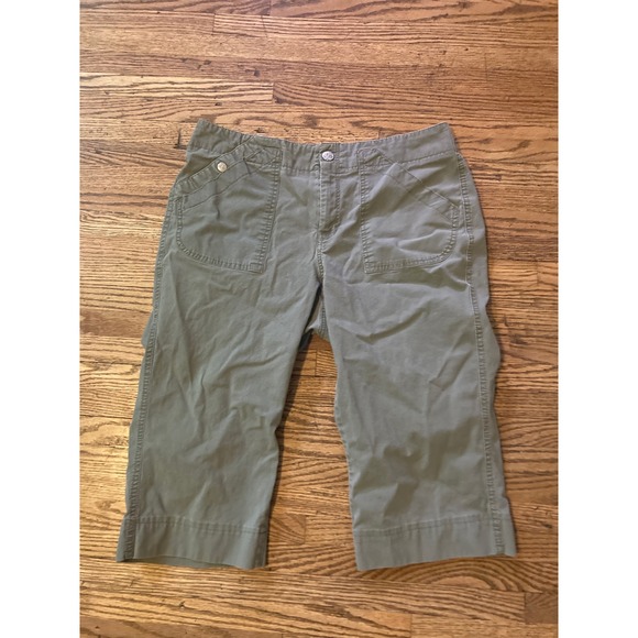 Dockers Pants - Dockers Favorite Fit Capri Pants Womens 10 Olive Green Stretch Cropped Khakis